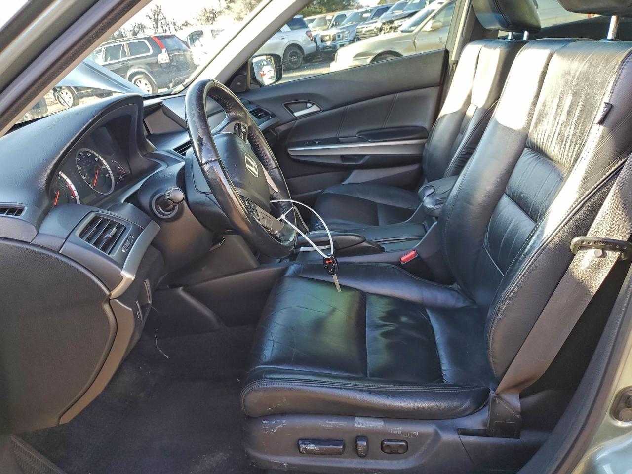 2010 Honda Accord Exl VIN: 1HGCP3F84AA028193 Lot: 94593705