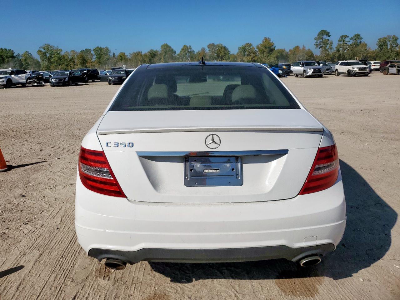 2013 Mercedes-Benz C 350 VIN: WDDGF5HB2DR260410 Lot: 91650585
