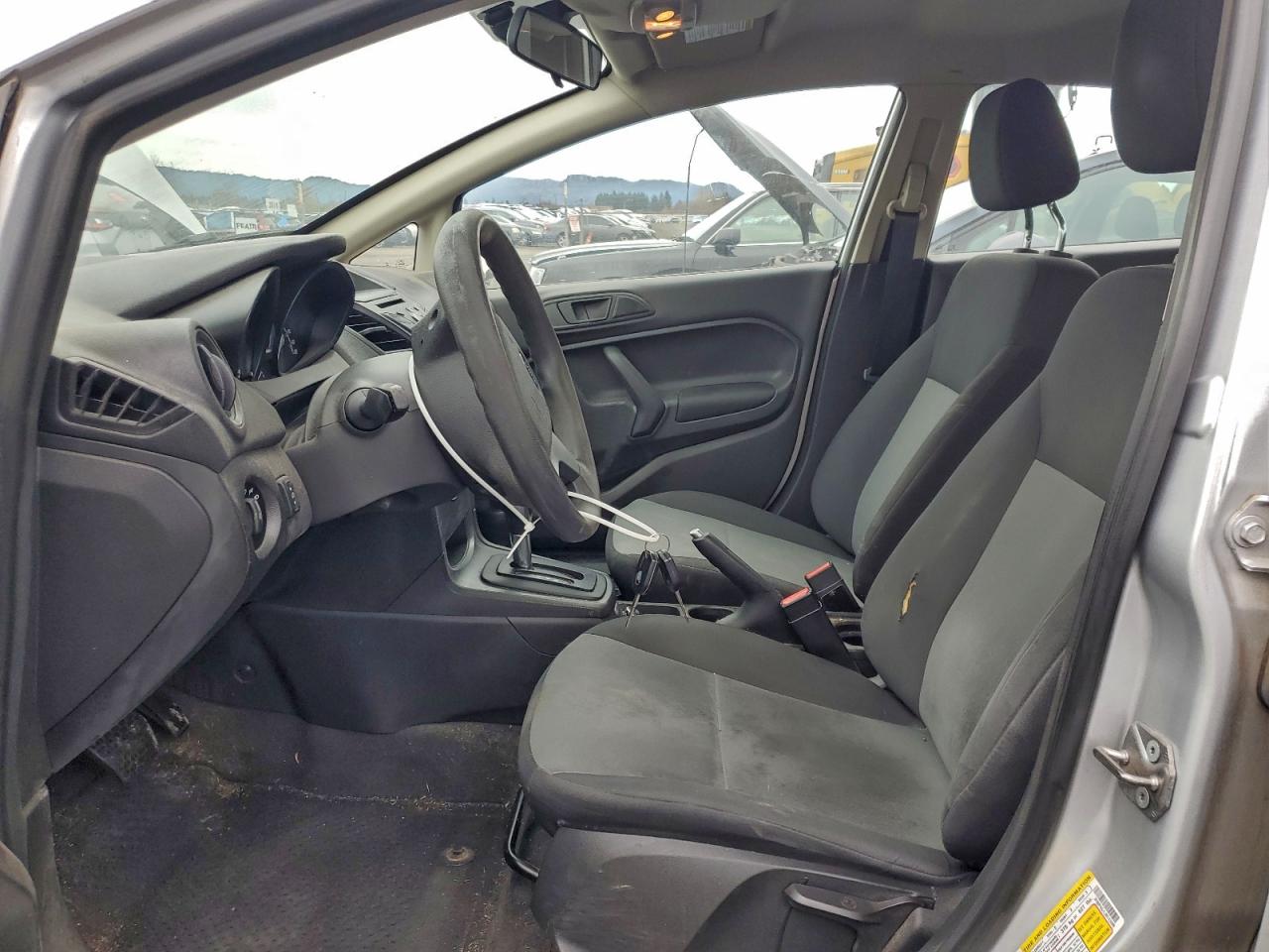 2018 Ford Fiesta S VIN: 3FADP4AJ1JM143099 Lot: 94180195