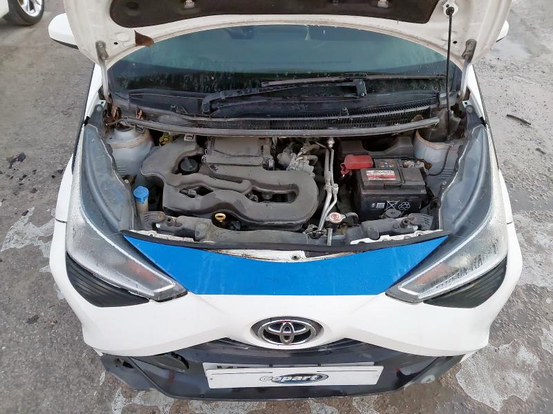 2019 TOYOTA AYGO 1.0 VVT-I X-PLAY 5DR