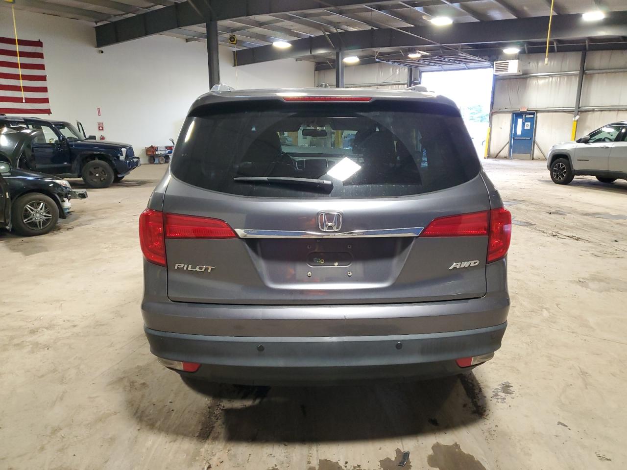 2017 Honda Pilot Exln VIN: 5FNYF6H72HB014193 Lot: 93101965