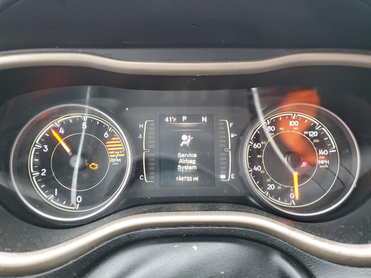 2017 Jeep Cherokee Latitude VIN: 1C4PJMCB1HW614449 Lot: 93329145