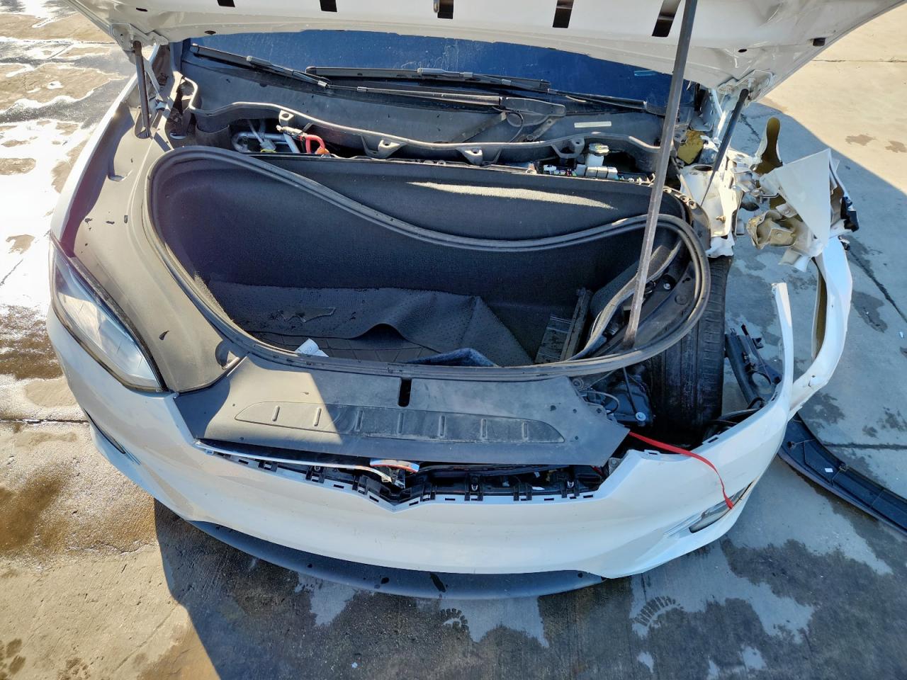 2020 Tesla Model X VIN: 5YJXCAE22LF245782 Lot: 92027105