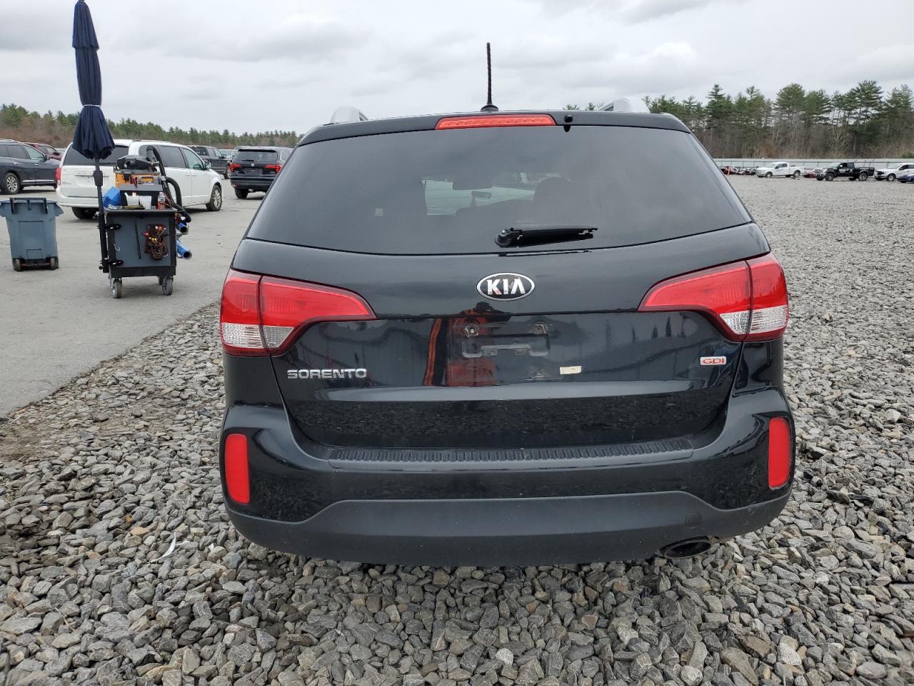 2015 Kia Sorento Lx VIN: 5XYKT4A77FG582894 Lot: 92578495
