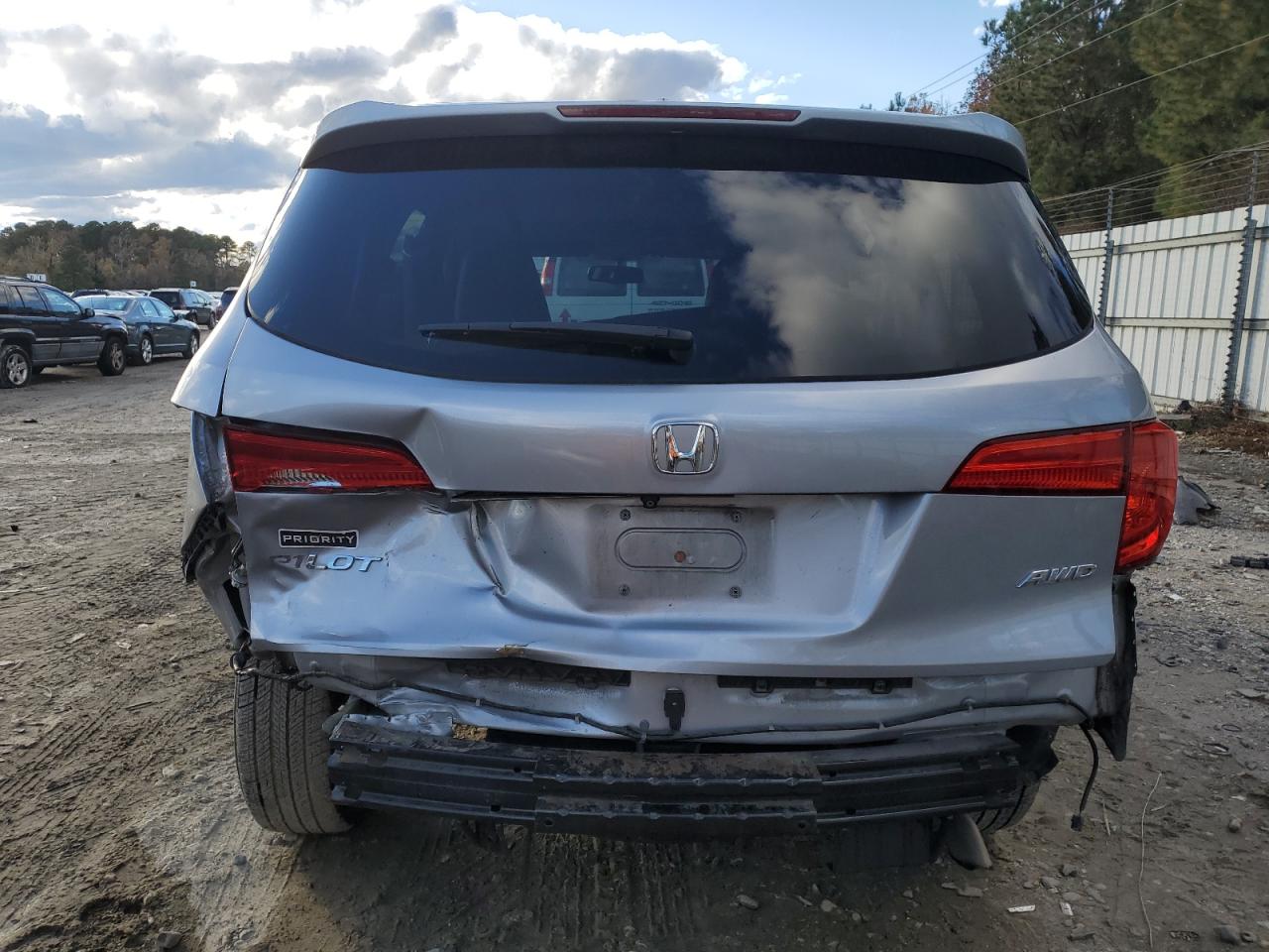 2018 Honda Pilot Exln VIN: 5FNYF6H79JB005111 Lot: 89833345