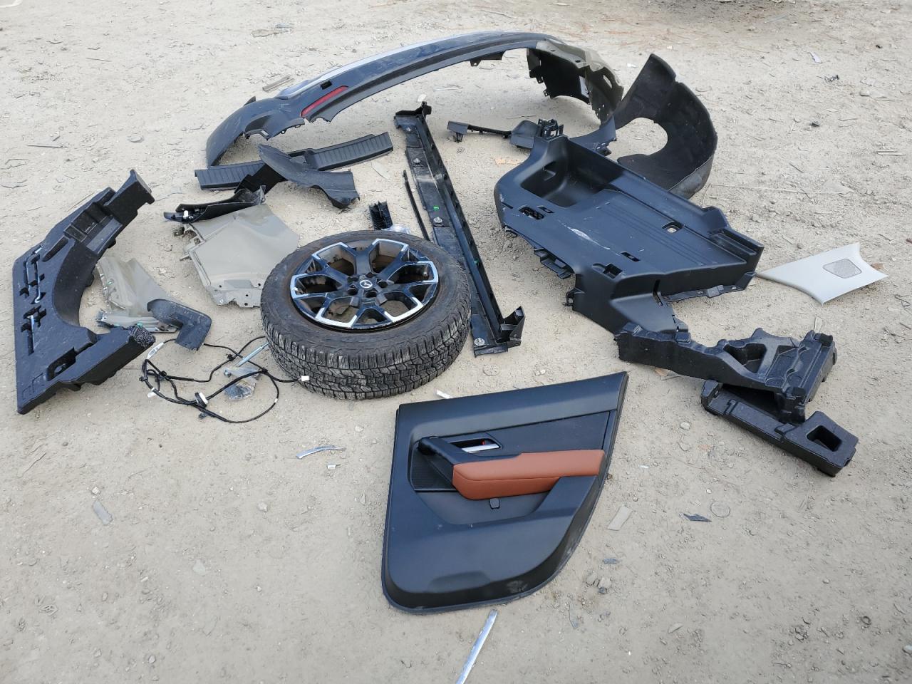 2025 Mazda Cx-50 Base VIN: 7MMVABXY4SN329817 Lot: 92083155