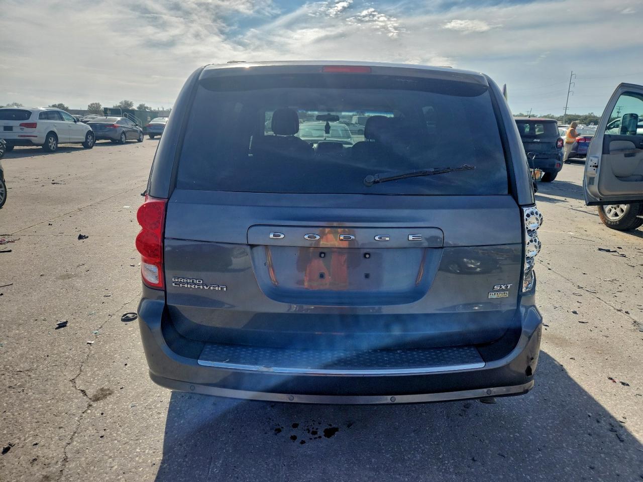 2015 Dodge Grand Caravan Sxt VIN: 2C4RDGCG8FR622146 Lot: 93640865