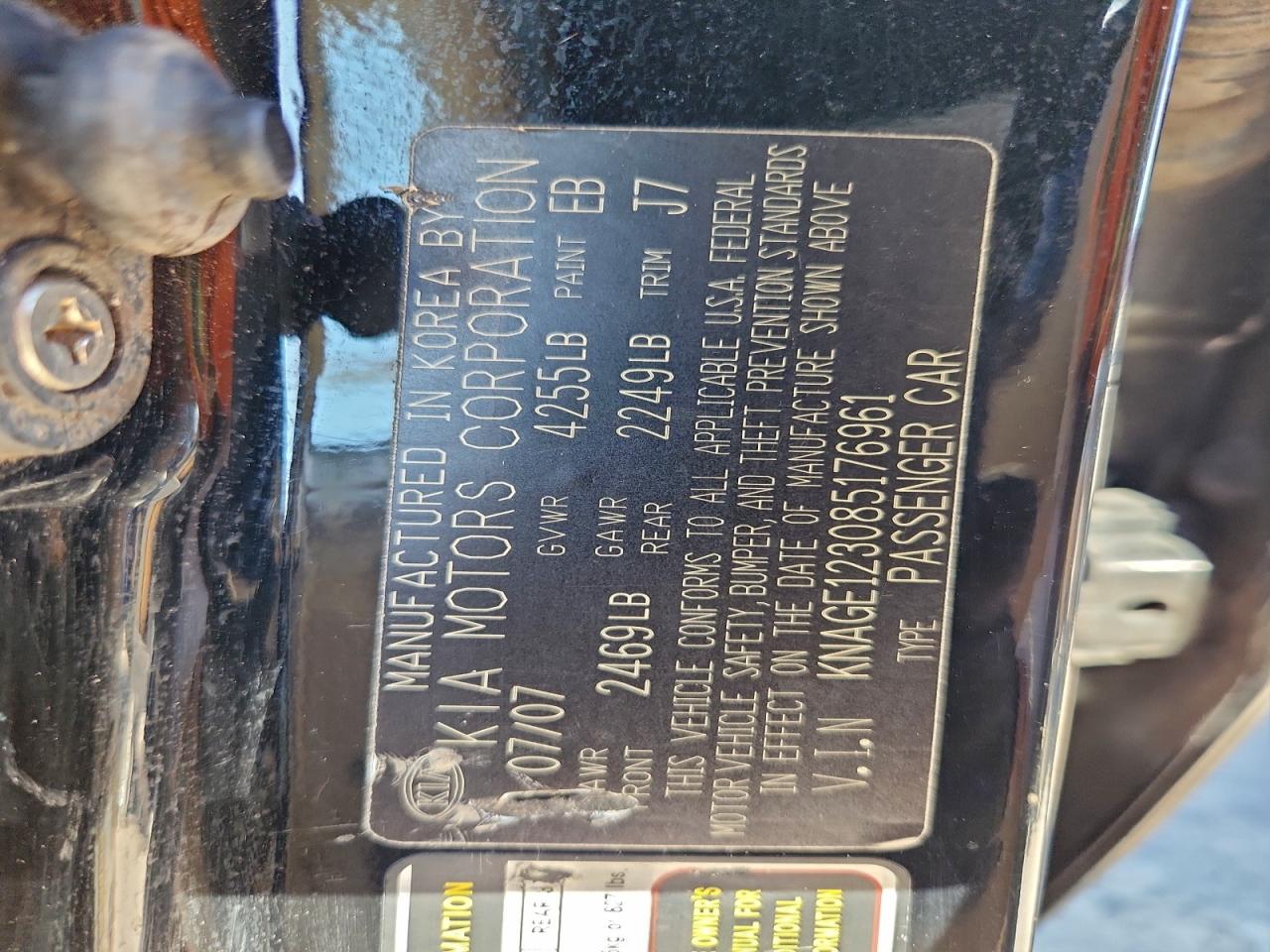 2008 Kia Optima Lx VIN: KNAGE123085176961 Lot: 94482475