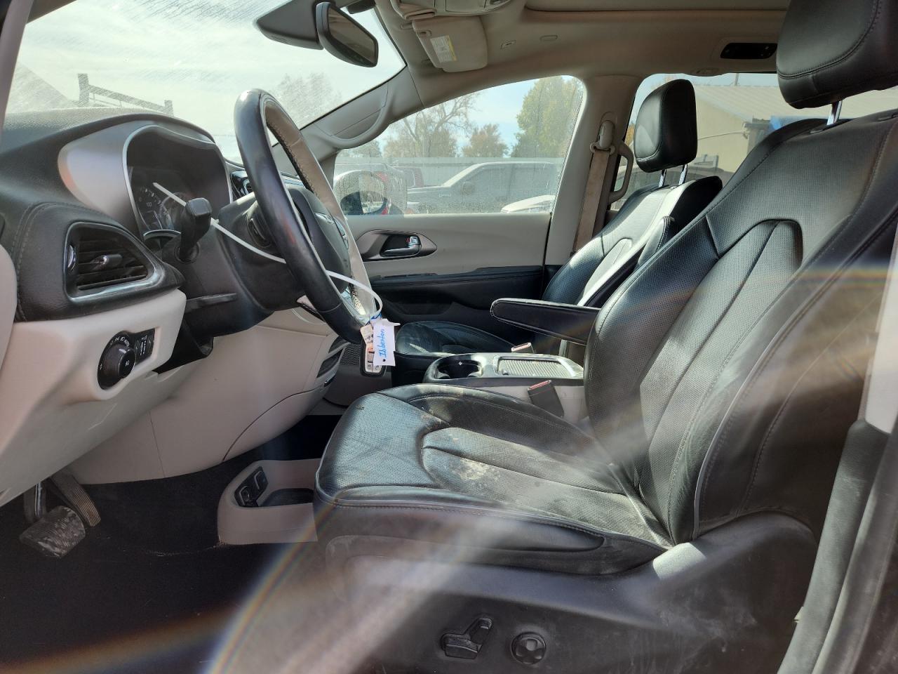 2019 Chrysler Pacifica Limited VIN: 2C4RC1GG7KR720203 Lot: 92824175