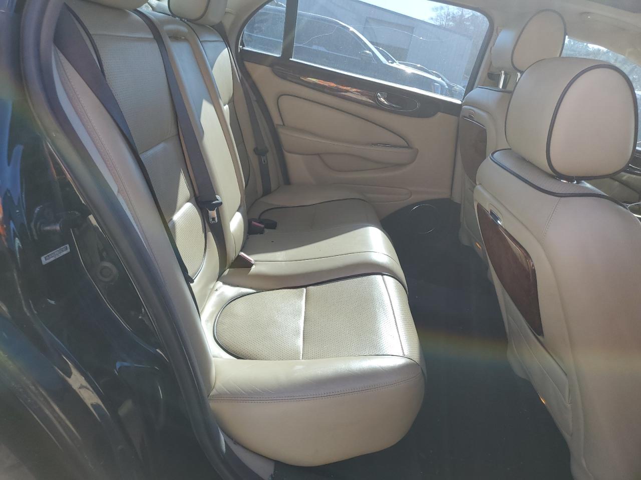 2008 Jaguar Xj Vanden Plas VIN: SAJWA82B08SH27857 Lot: 92624565