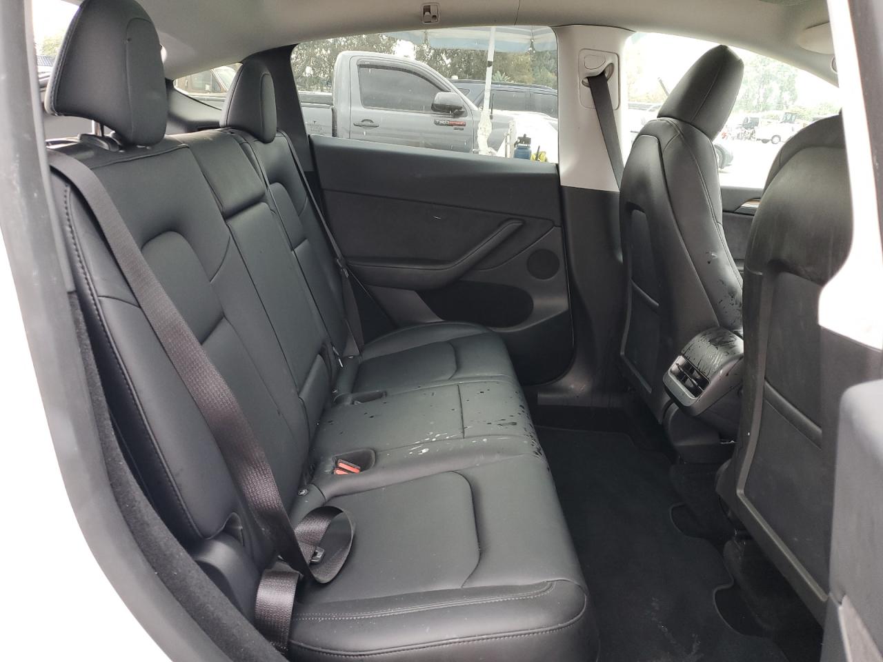 2024 Tesla Model Y VIN: 7SAYGDED1RF194539 Lot: 87478465