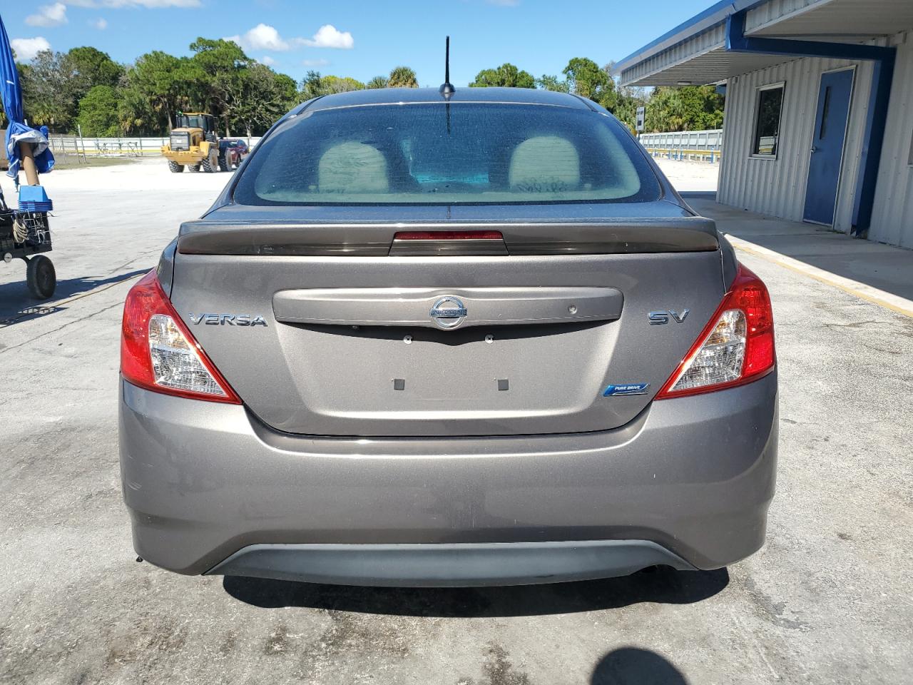 2015 Nissan Versa S VIN: 3N1CN7AP9FL952111 Lot: 92376675