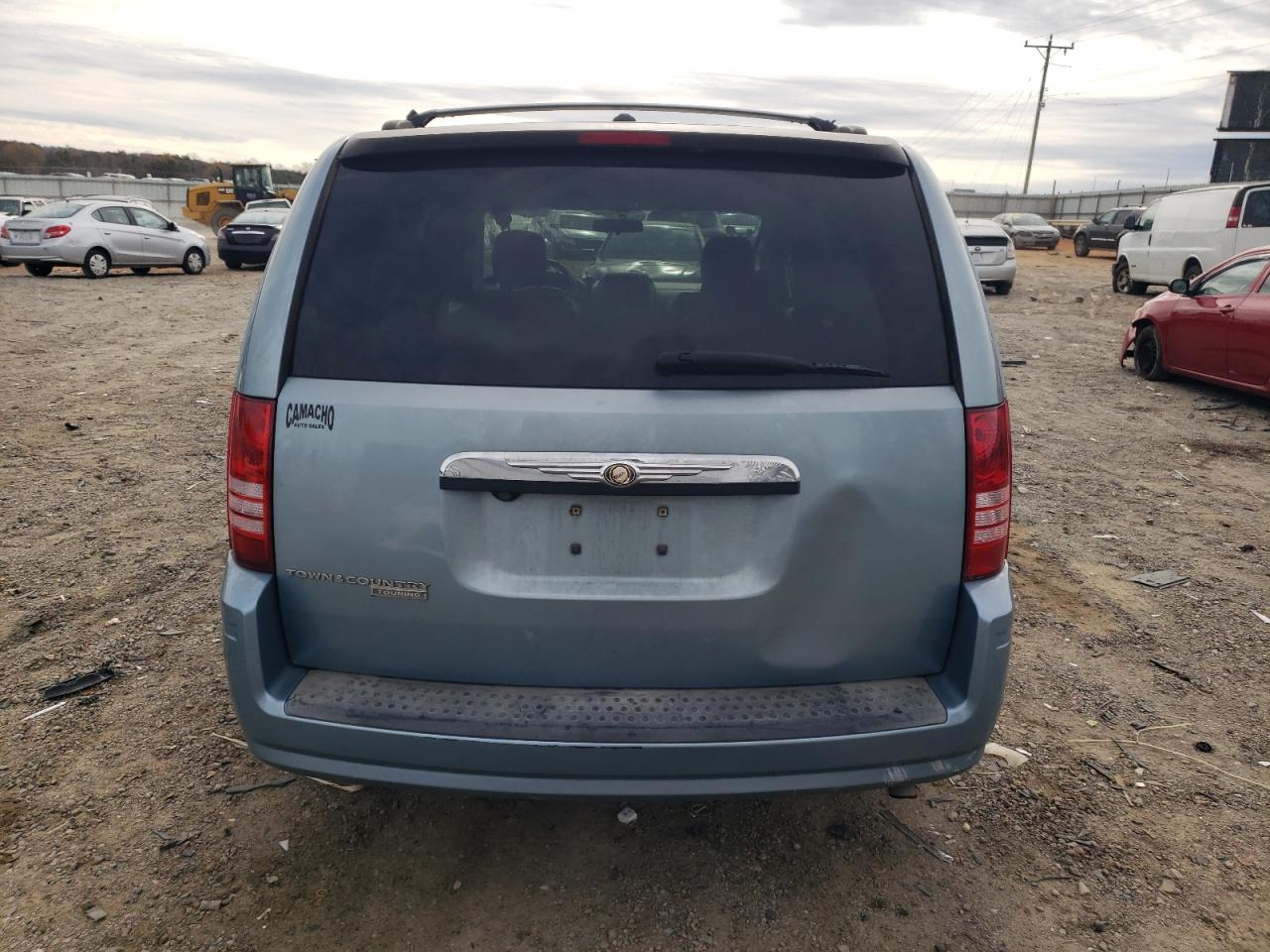 2008 Chrysler Town & Country Touring VIN: 2A8HR54P48R701468 Lot: 92985935