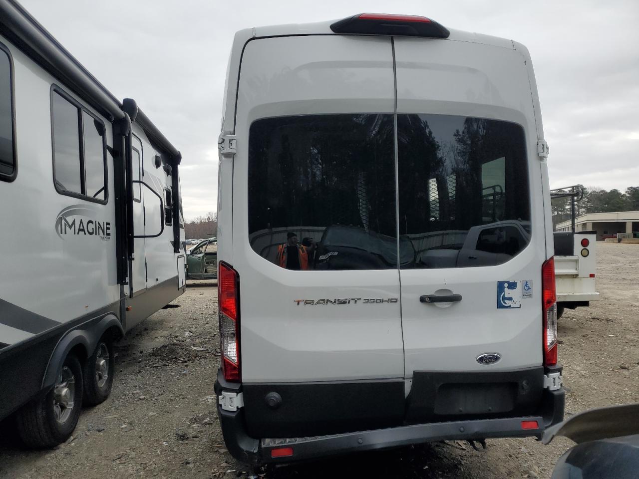 2024 Ford Transit T-350 Hd VIN: 1FBVU4X87RKA04940 Lot: 92925385
