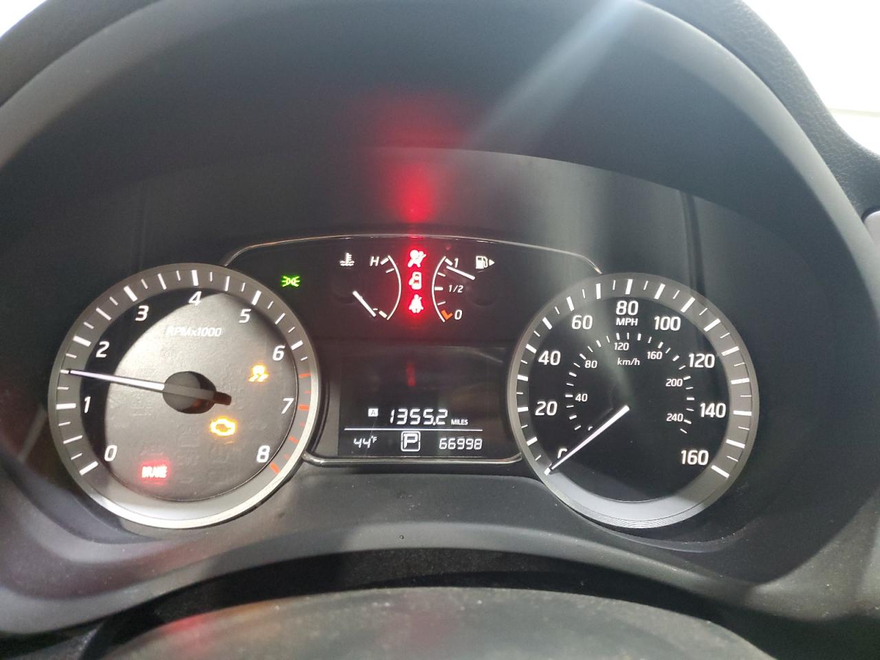 2015 Nissan Sentra S VIN: 3N1AB7APXFY304022 Lot: 92356975