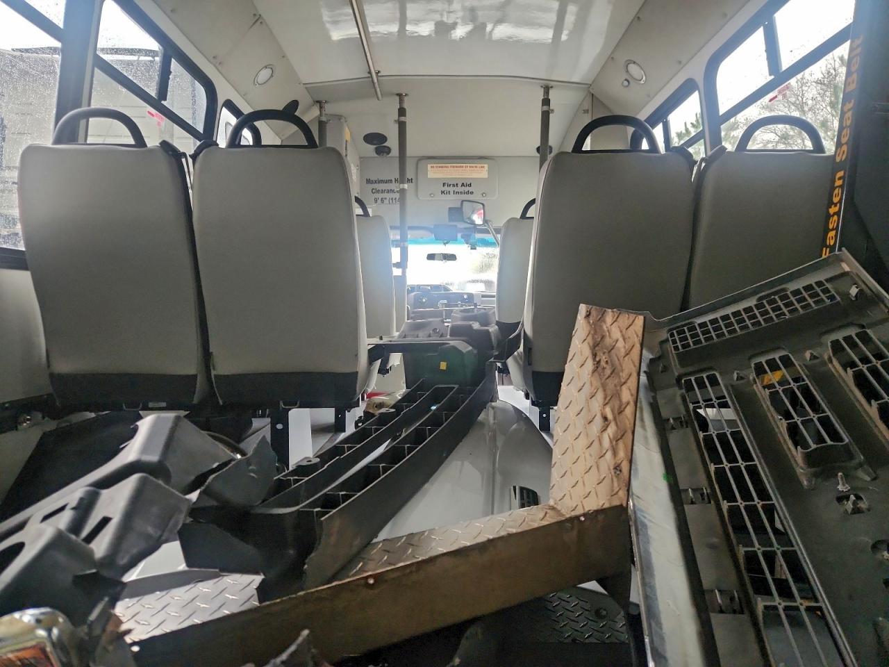 2019 Ford Econoline E350 VIN: 1FDEE3FS3KDC19043 Lot: 93543005