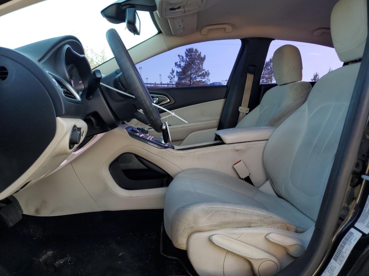 2016 Chrysler 200 Limited VIN: 1C3CCCAB3GN103517 Lot: 91966635