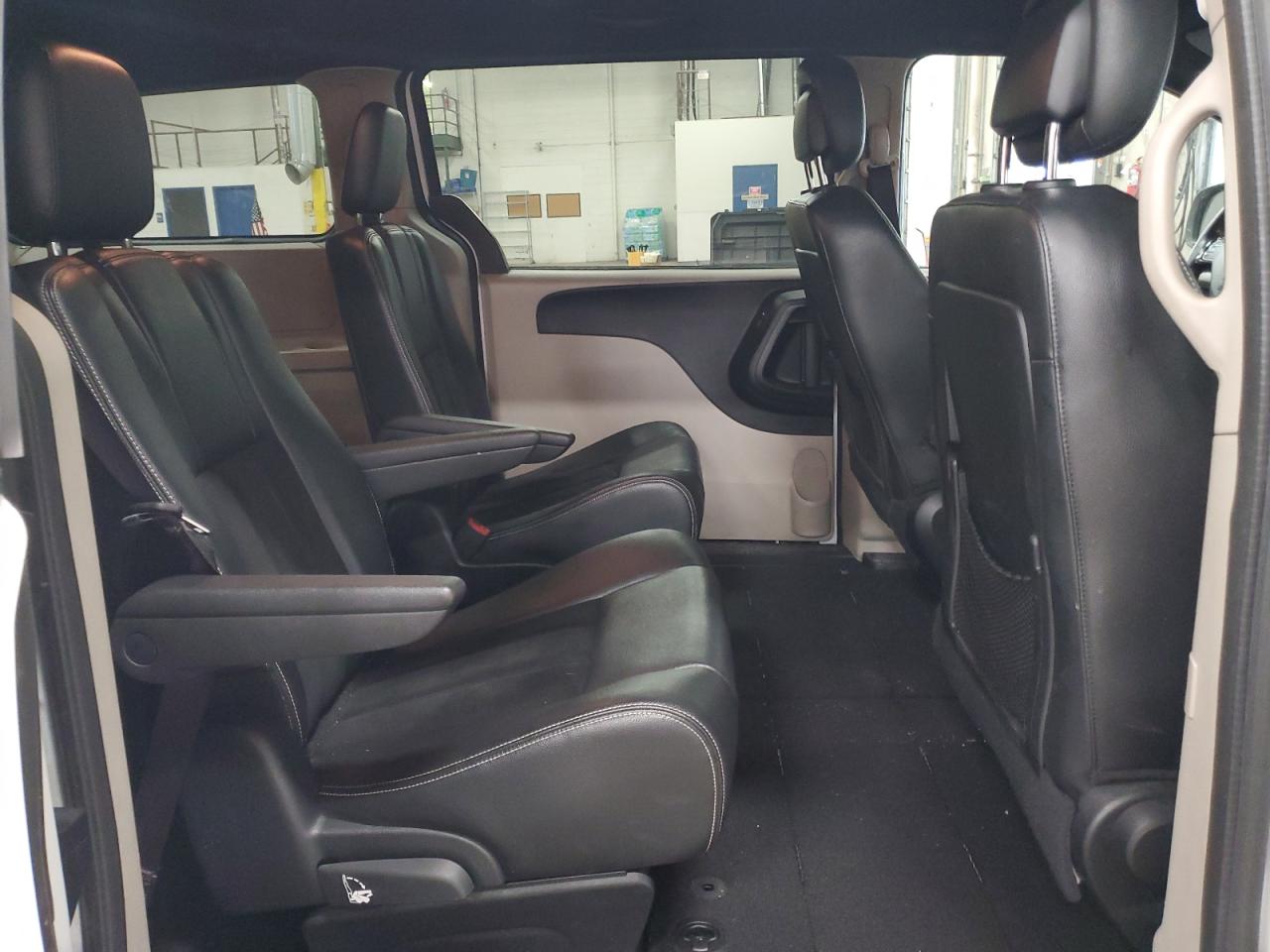 2017 Dodge Grand Caravan Sxt VIN: 2C4RDGCGXHR755414 Lot: 93384835