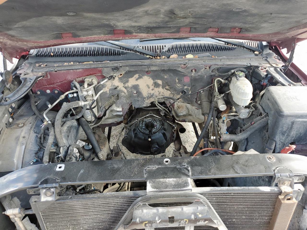 2004 Chevrolet Tahoe K1500 VIN: 1GNEK13Z74R127143 Lot: 92626555