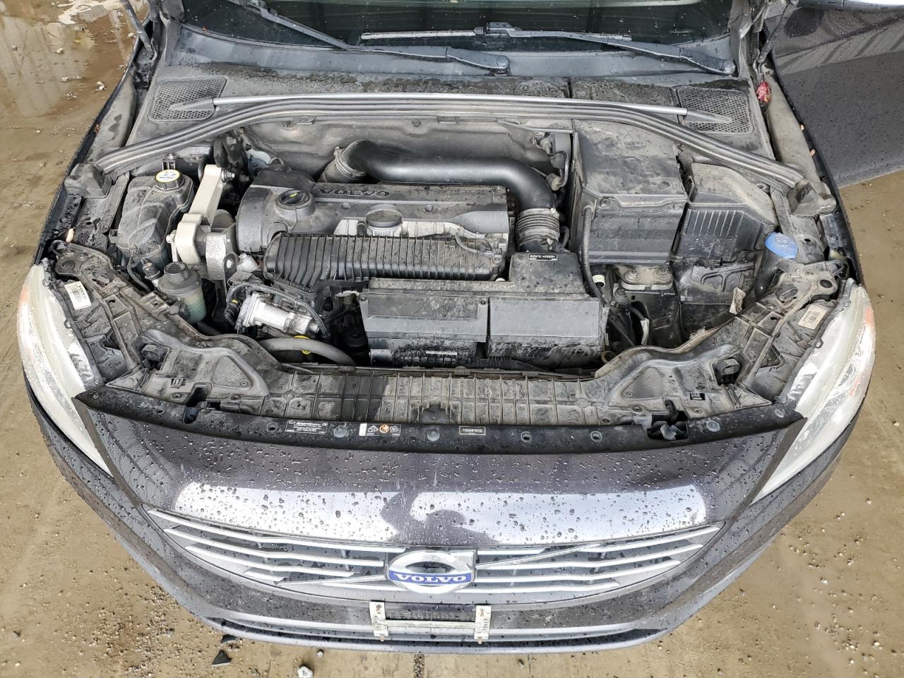 2015 Volvo V60 Premier VIN: YV1612SK0F1262423 Lot: 92404985