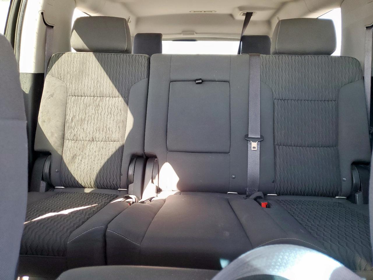 2015 GMC Yukon Xl K1500 Sle VIN: 1GKS2GEC6FR515222 Lot: 92981705