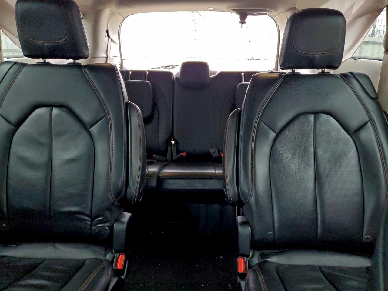 2018 Chrysler Pacifica Touring L VIN: 2C4RC1BG0JR261487 Lot: 93425645