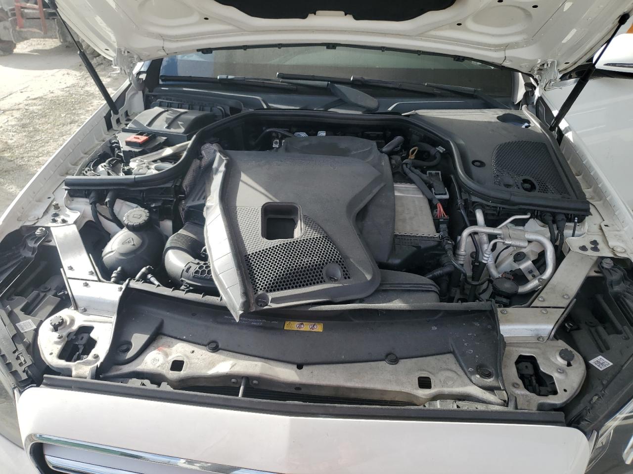 2018 Mercedes-Benz E 300 VIN: WDDZF4JB1JA441666 Lot: 90931775