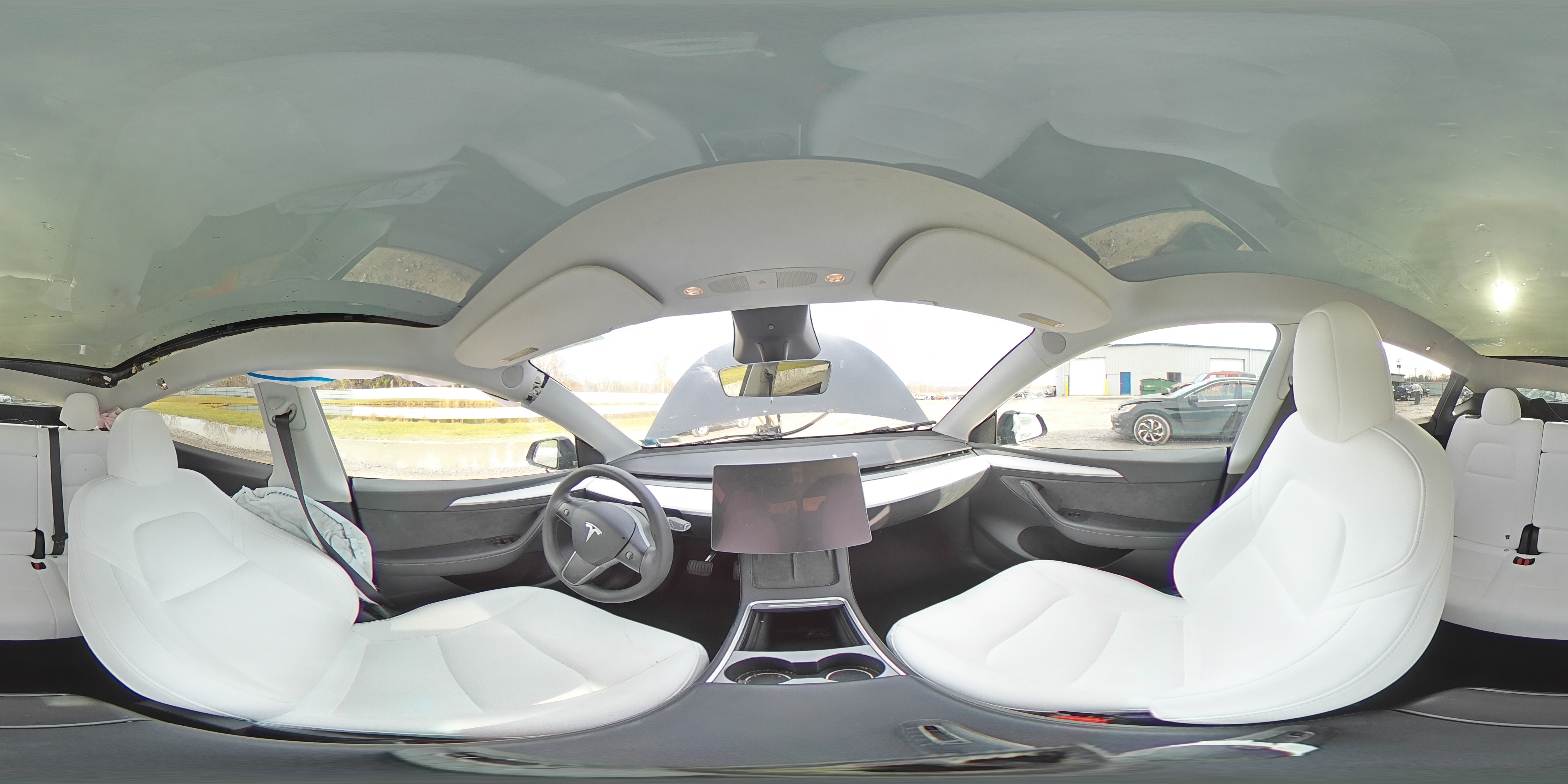 2025 Tesla Model Y VIN: 7SAYGDEE7SF258369 Lot: 92725935