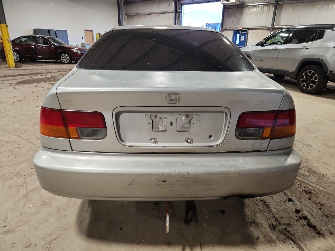 1998 Honda Civic Ex VIN: 1HGEJ8146WL071747 Lot: 92435665