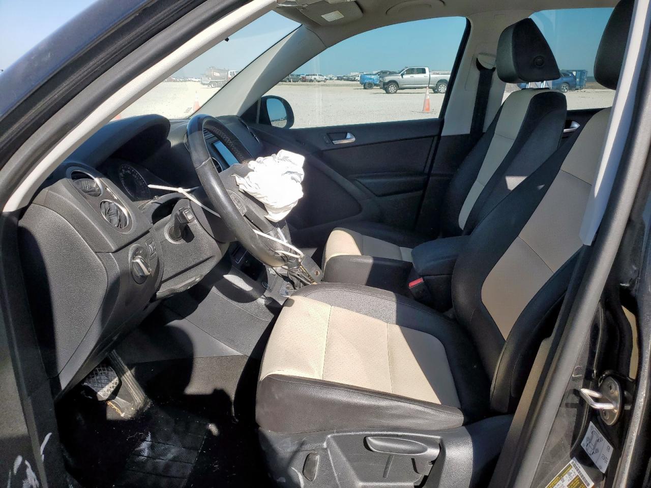 2016 Volkswagen Tiguan S VIN: WVGAV7AX5GW599541 Lot: 91806785