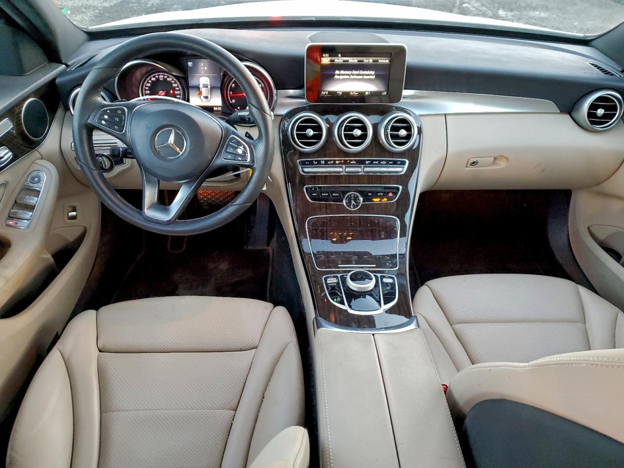 2018 Mercedes-Benz C 300 VIN: 55SWF4JBXJU241629 Lot: 92736855