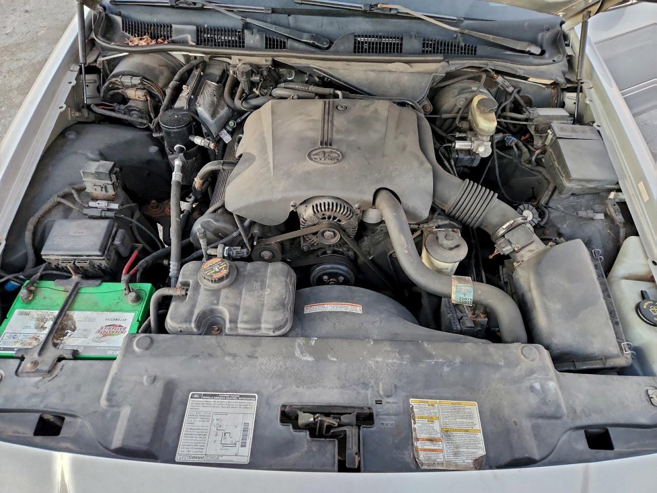 2000 Ford Crown Victoria Lx VIN: 2FAFP74W0YX146933 Lot: 94311455