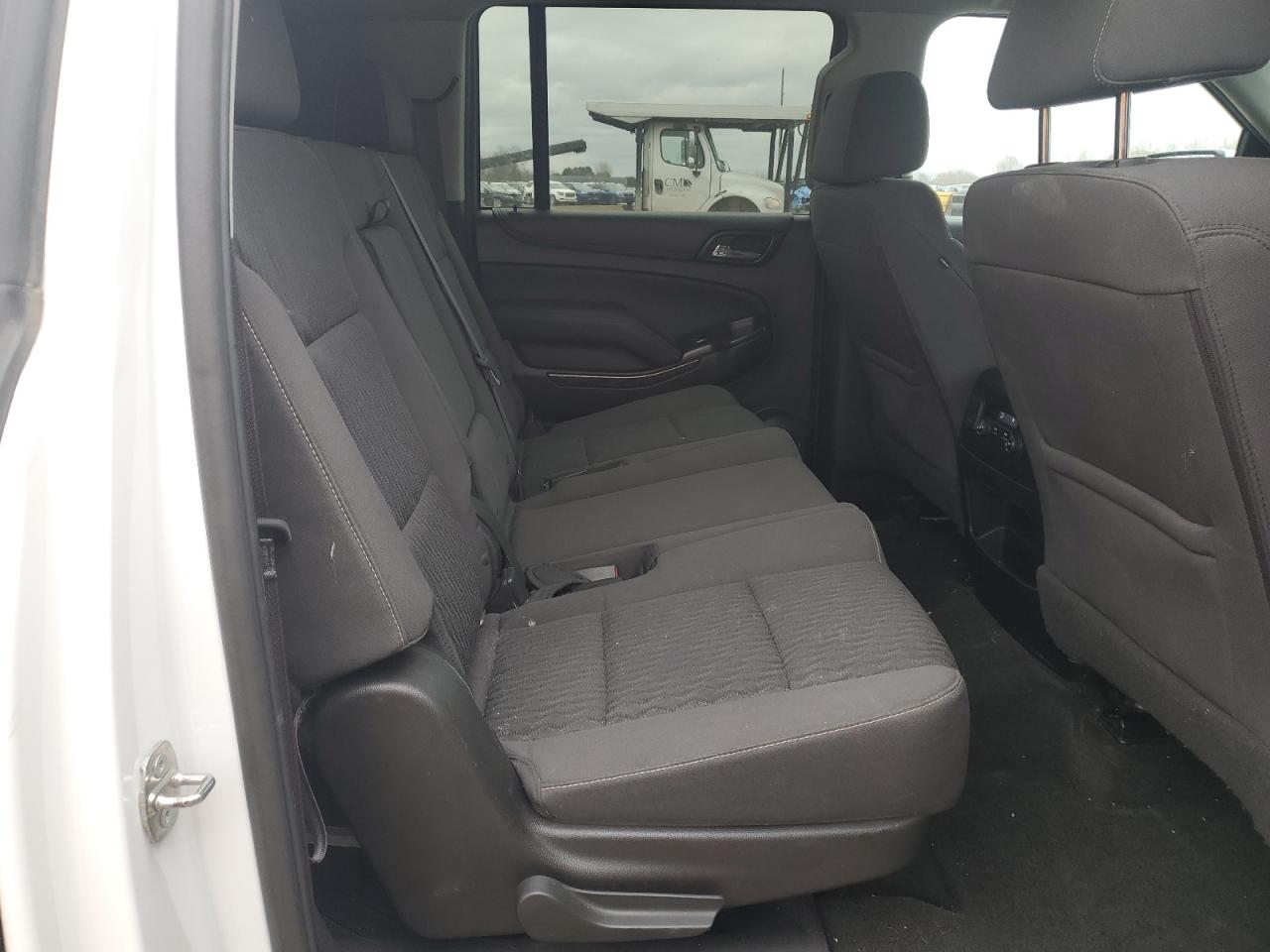 2017 Chevrolet Suburban K1500 Ls VIN: 1GNSKGKC2HR359268 Lot: 91781165