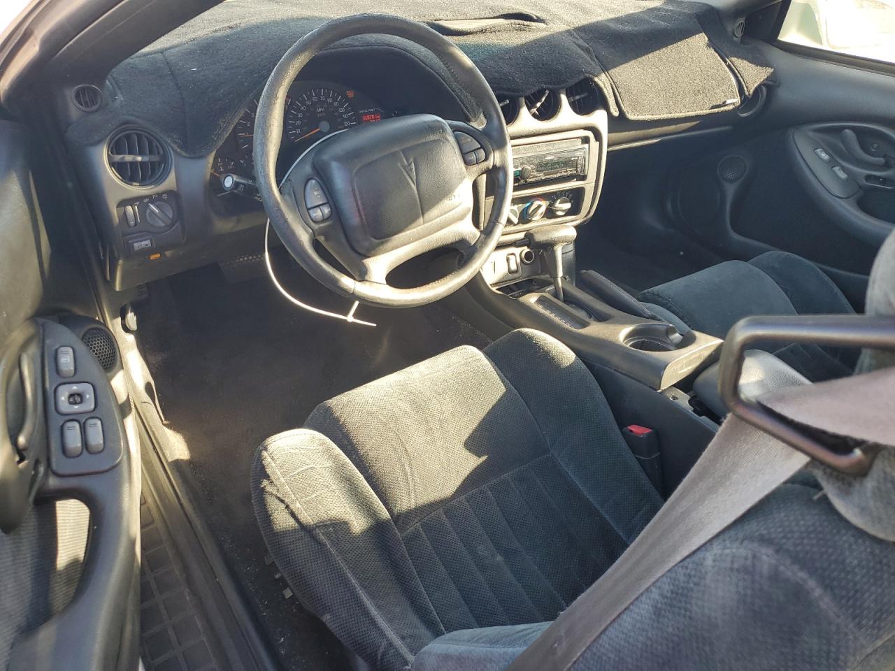 2000 Pontiac Firebird VIN: 2G2FS22K7Y2155822 Lot: 91879825