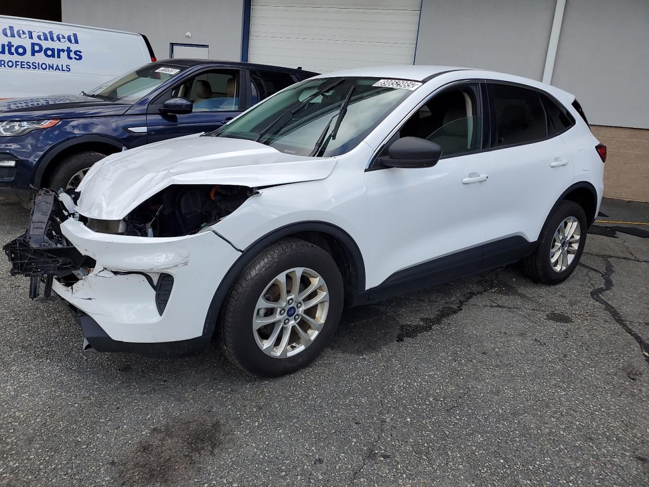 1FMCU9BZ5NUA15820 FORD ESCAPE Photo 1