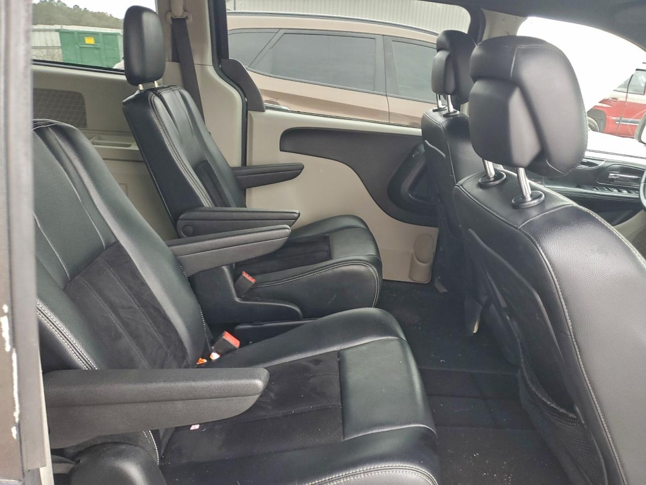 2017 Dodge Grand Caravan Sxt VIN: 2C4RDGCG7HR674290 Lot: 93762135