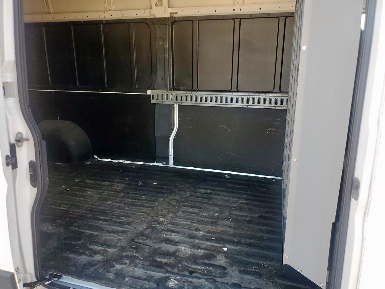 2024 Ram Promaster 2500 2500 High VIN: 3C6LRVDG5RE125515 Lot: 92299415