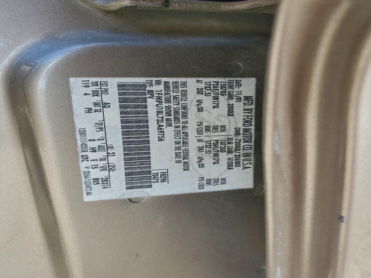 2002 Ford Expedition Eddie Bauer VIN: 1FMPU18L72LA69756 Lot: 94466755