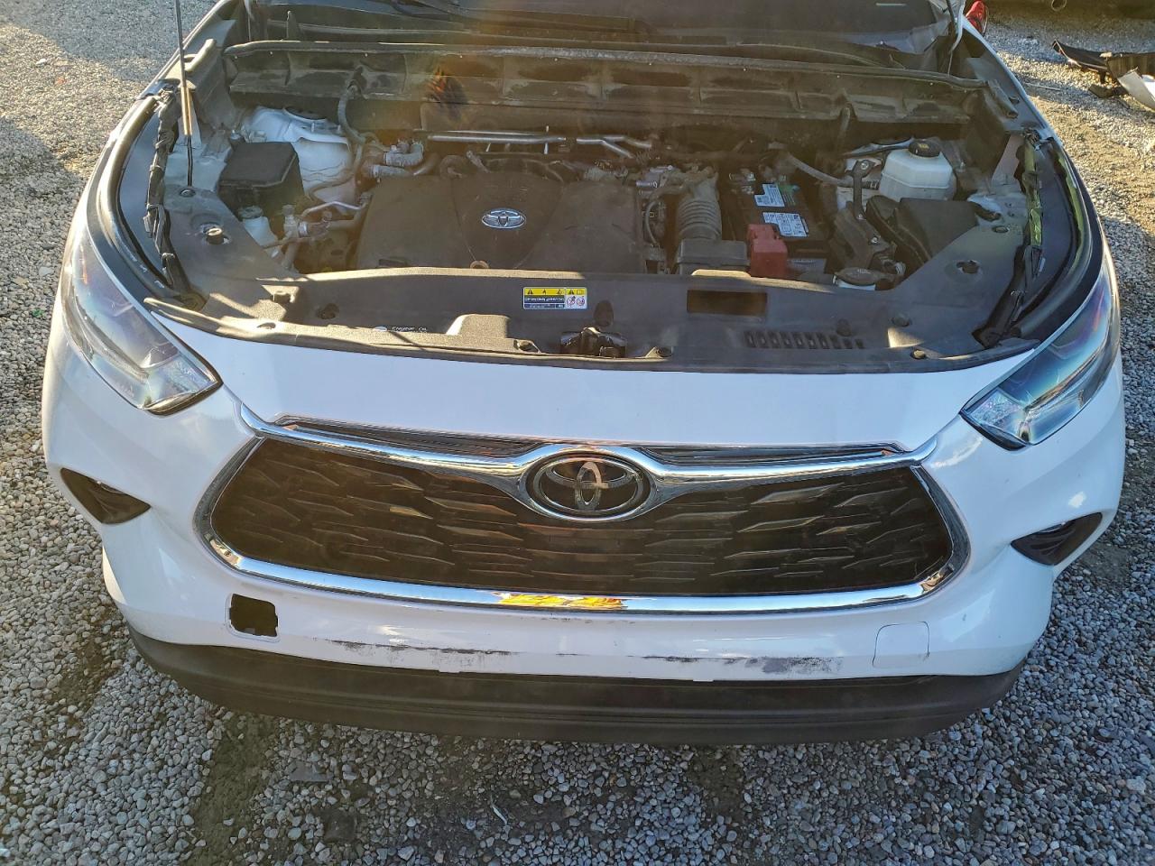 2022 Toyota Highlander Xle VIN: 5TDHZRAH2NS117617 Lot: 94358055