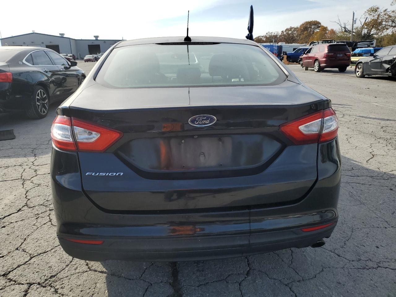 2015 Ford Fusion S VIN: 3FA6P0G70FR244738 Lot: 91656645