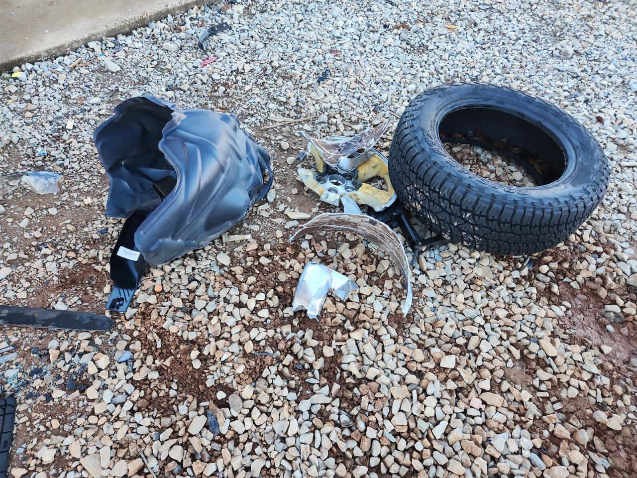 2018 Ram 1500 St VIN: 1C6RR6FG7JS341543 Lot: 90685655