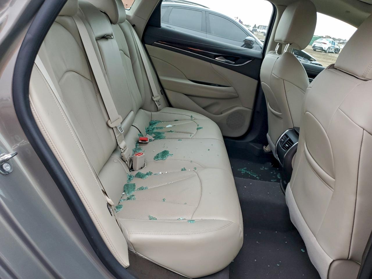 2017 Buick Lacrosse Essence VIN: 1G4ZP5SS2HU167376 Lot: 94280065