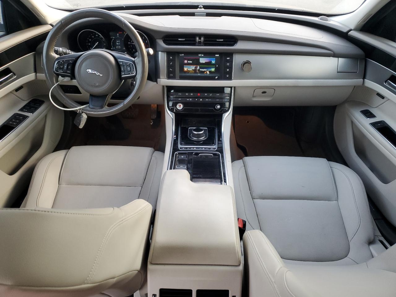 2017 Jaguar Xf Premium VIN: SAJBD4BV5HCY27260 Lot: 90757205