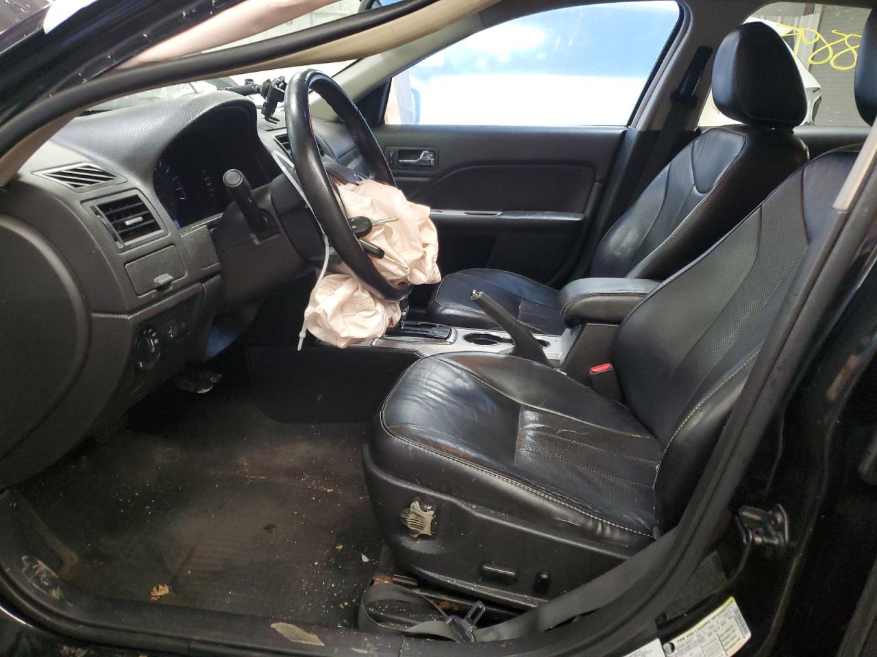 2010 Mercury Milan Premier VIN: 3MEHM0JG7AR663228 Lot: 92478895