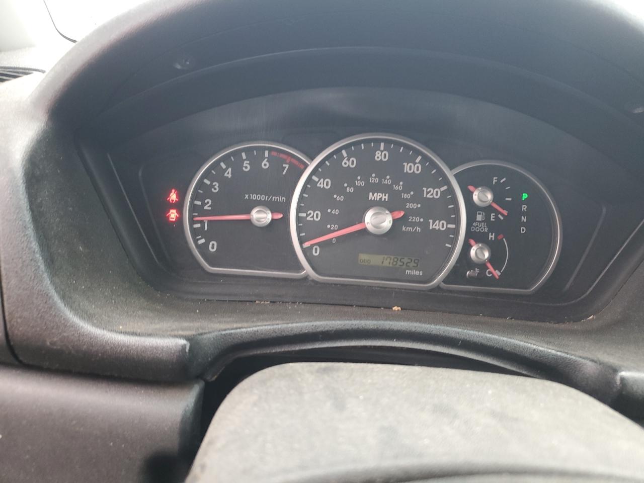 2004 Mitsubishi Endeavor Xls VIN: 4A4MM31SX4E010575 Lot: 92767845