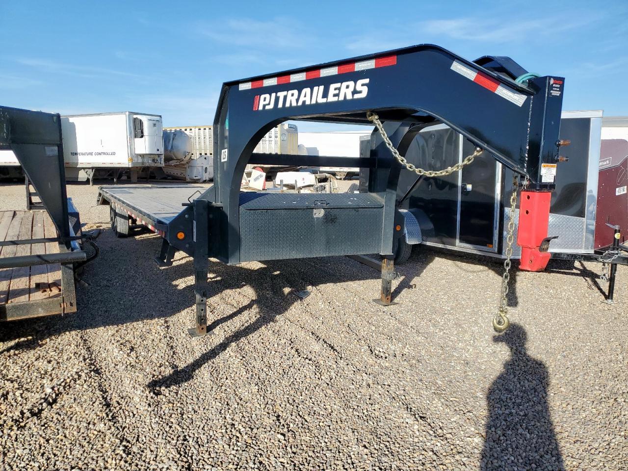 2024 Pj Ls322 Equipment Trailer