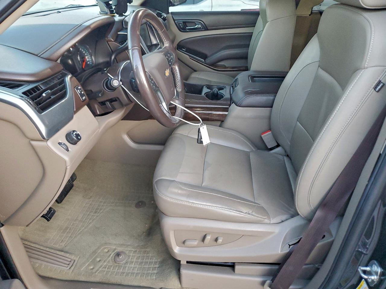 2018 Chevrolet Tahoe C1500 Lt VIN: 1GNSCBKC4JR256956 Lot: 94471625