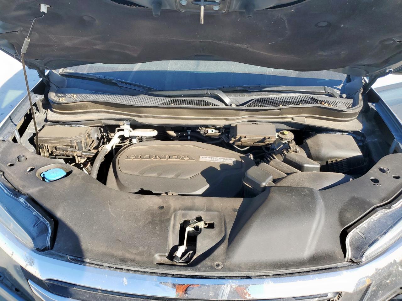 2016 Honda Pilot Elite VIN: 5FNYF6H04GB017646 Lot: 92076065