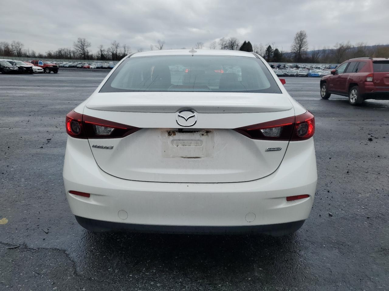 2015 Mazda 3 Touring VIN: JM1BM1V38F1265242 Lot: 93513805