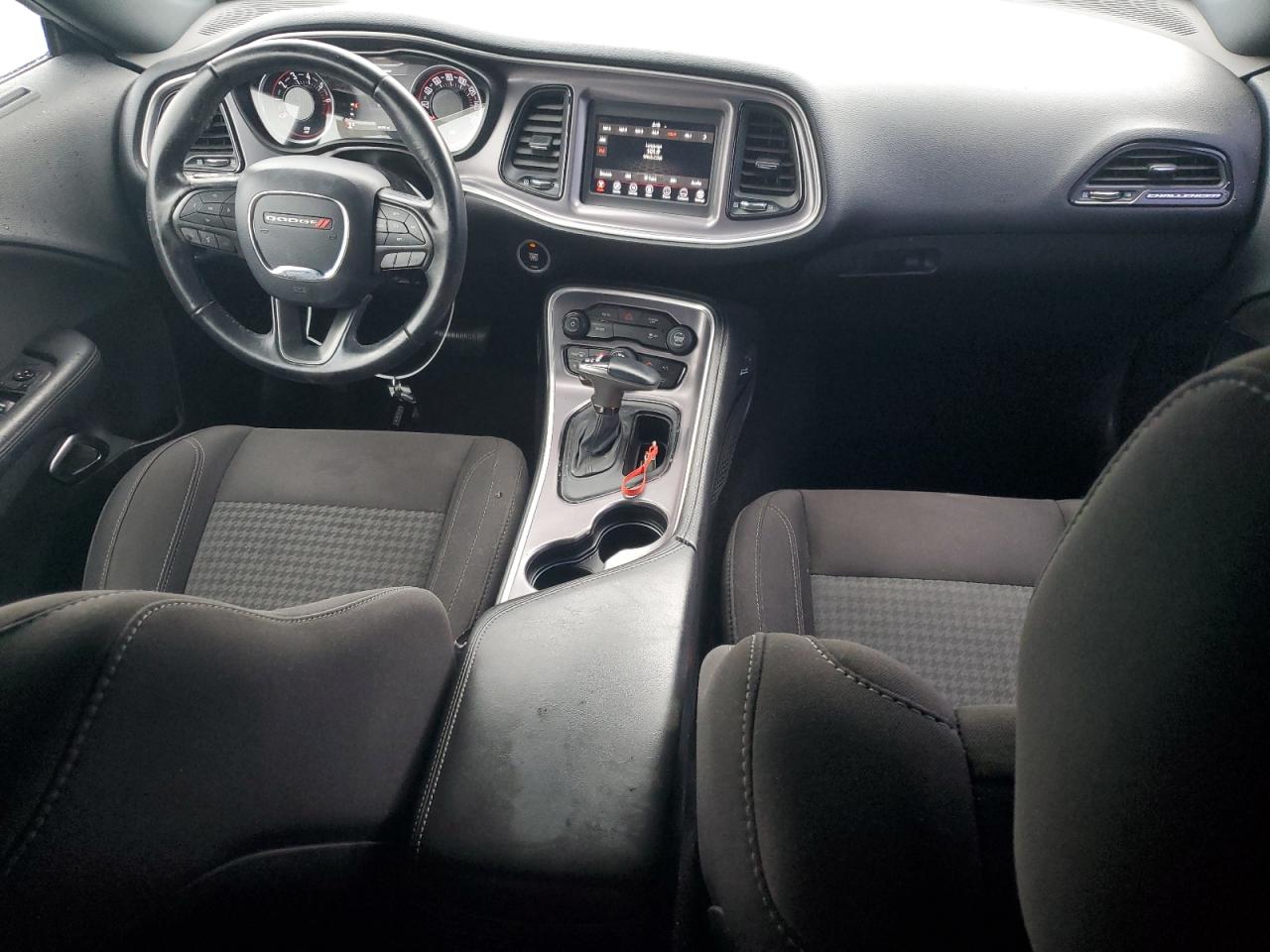 2019 Dodge Challenger Sxt VIN: 2C3CDZAG1KH672248 Lot: 93958295